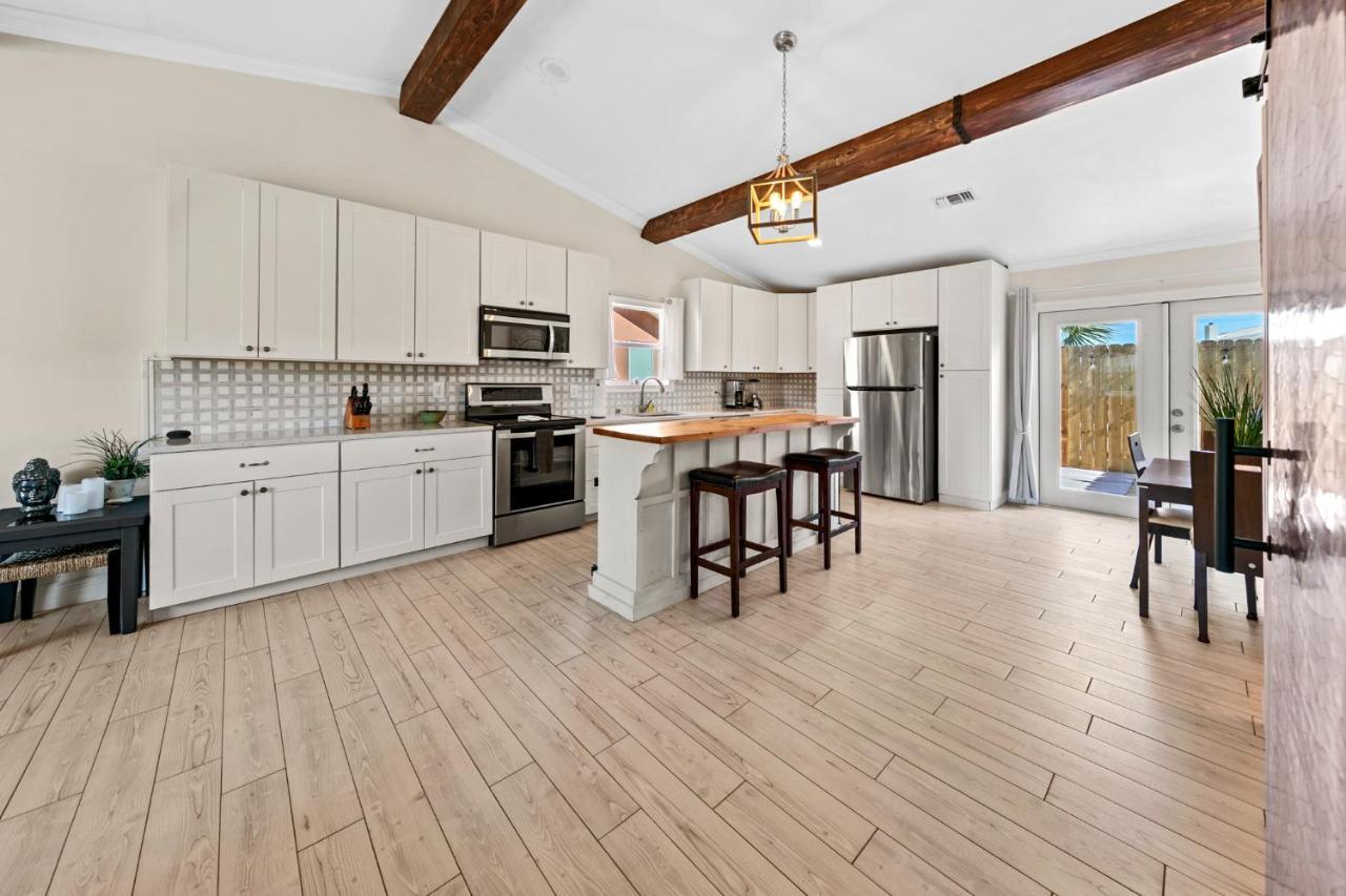 Side Retreat Destin
