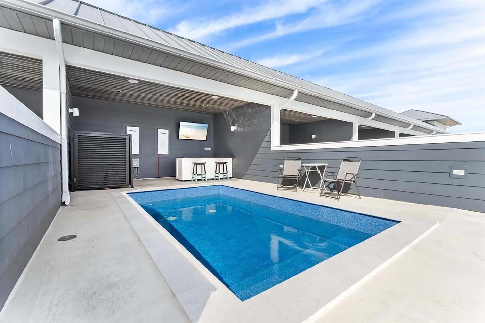 Holiday home Henderson #4- Six On The *