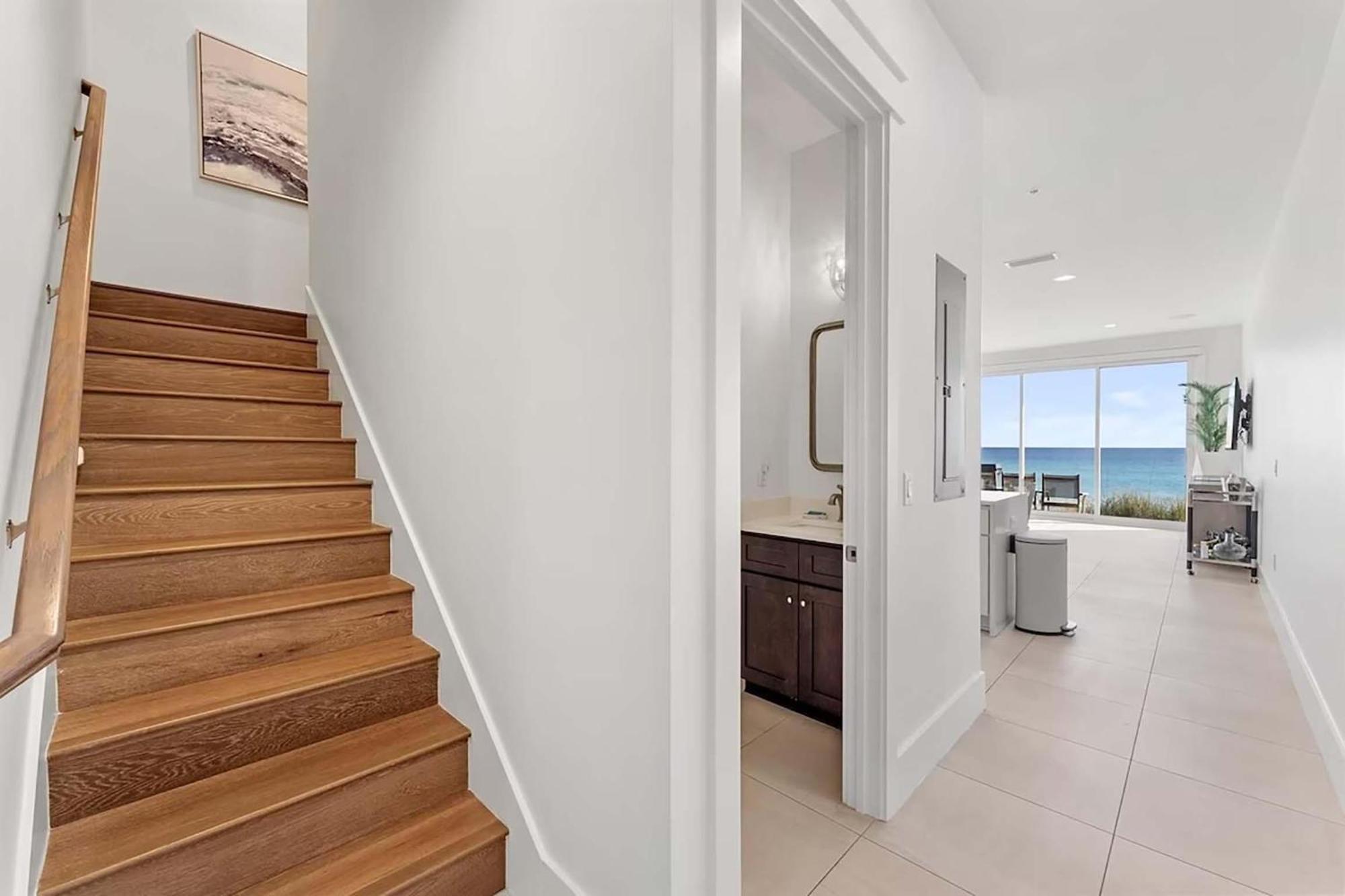 Holiday home Henderson #4- Six On The