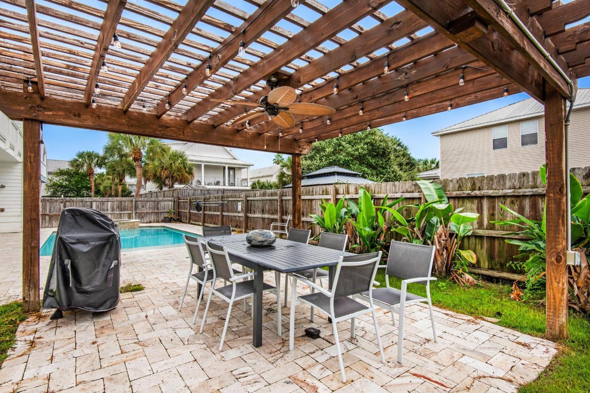 Casa Blanca * Destin