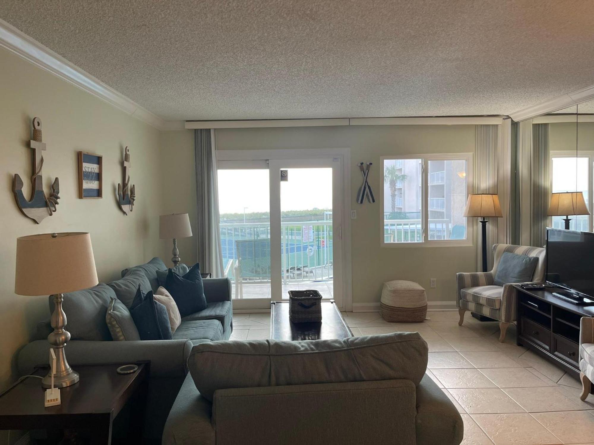Surf And Racquet Unit 214 * Destin