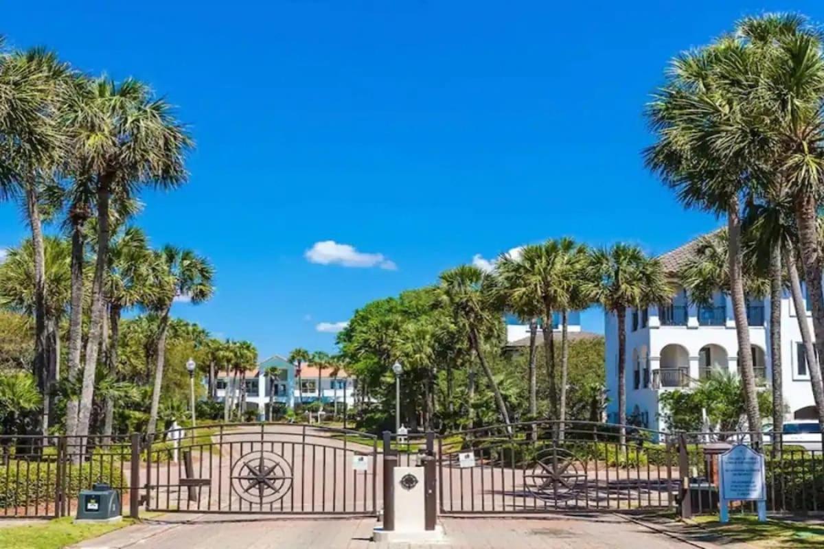 Private Tropical Oasis Near Hot Tub&golfca *