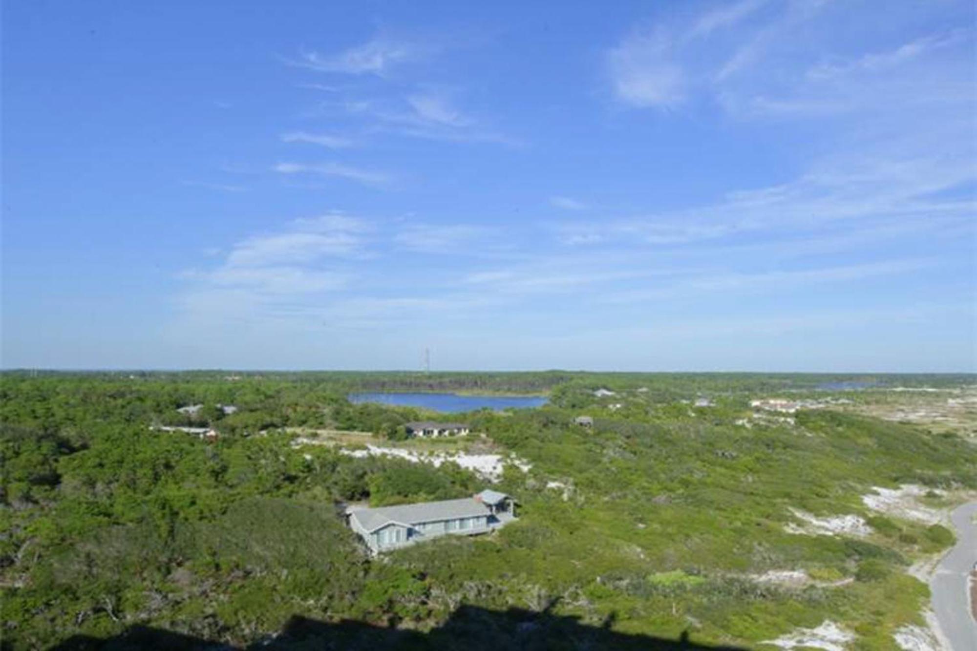 Tops'l Manor 1107 *