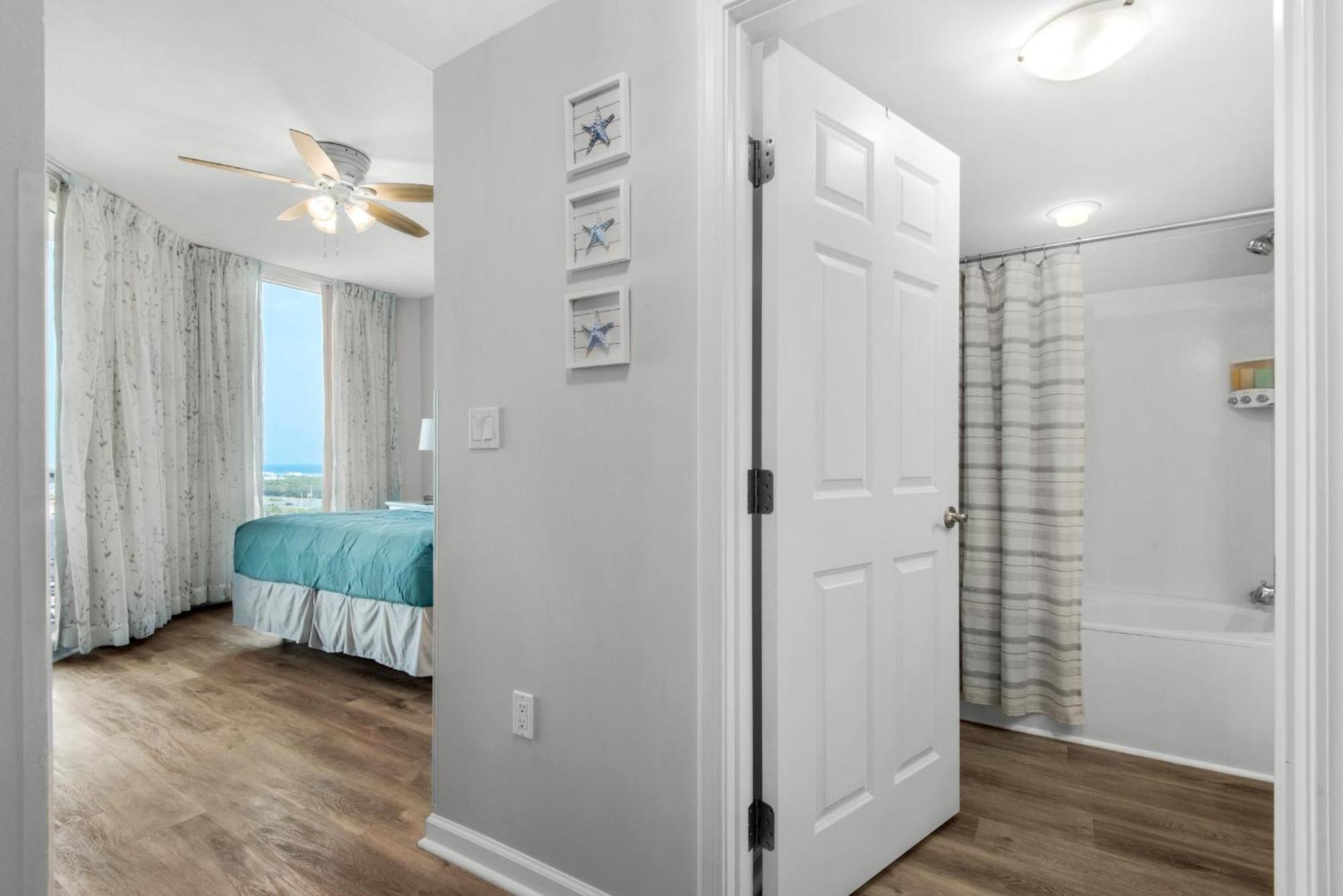 Palms #1808 Jr 2br