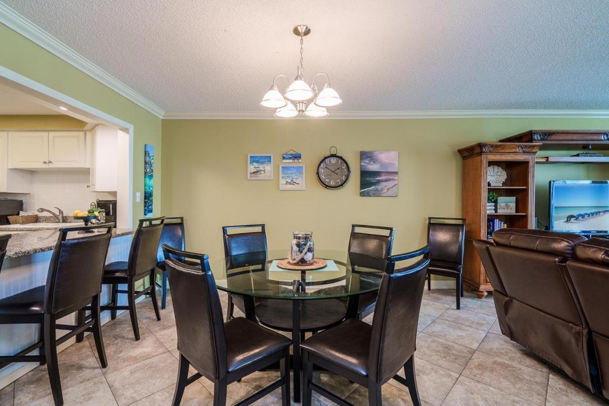 Shoreline Towers Unit 1043 Holiday home