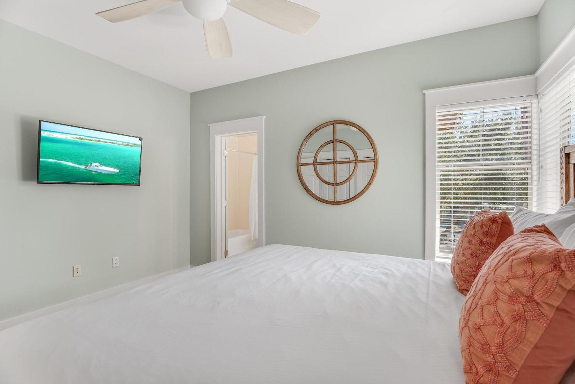 Magnolia Bay 8598