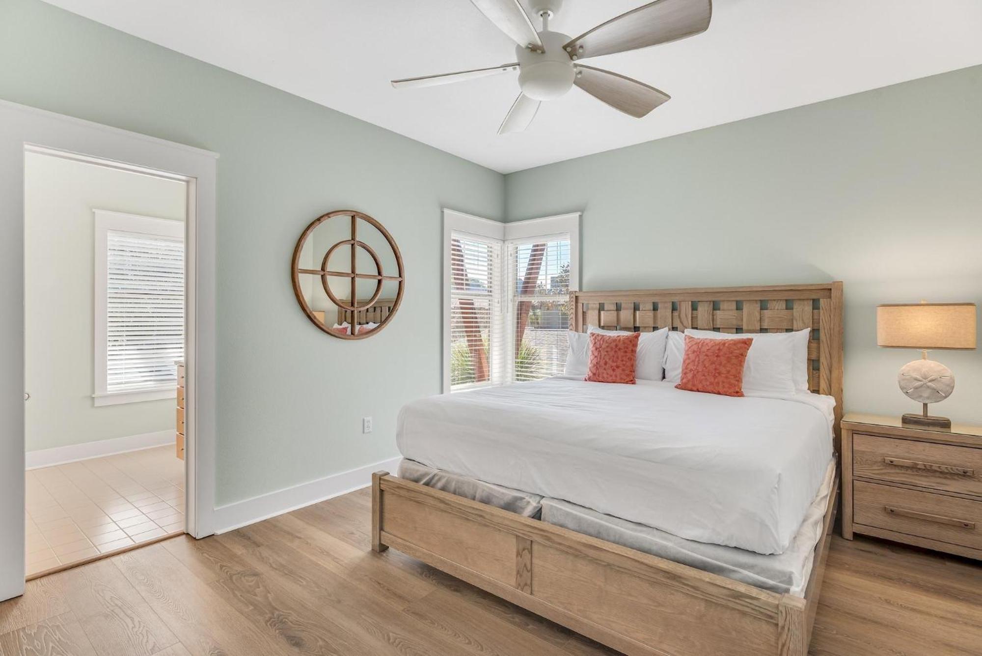 Magnolia Bay 8598
