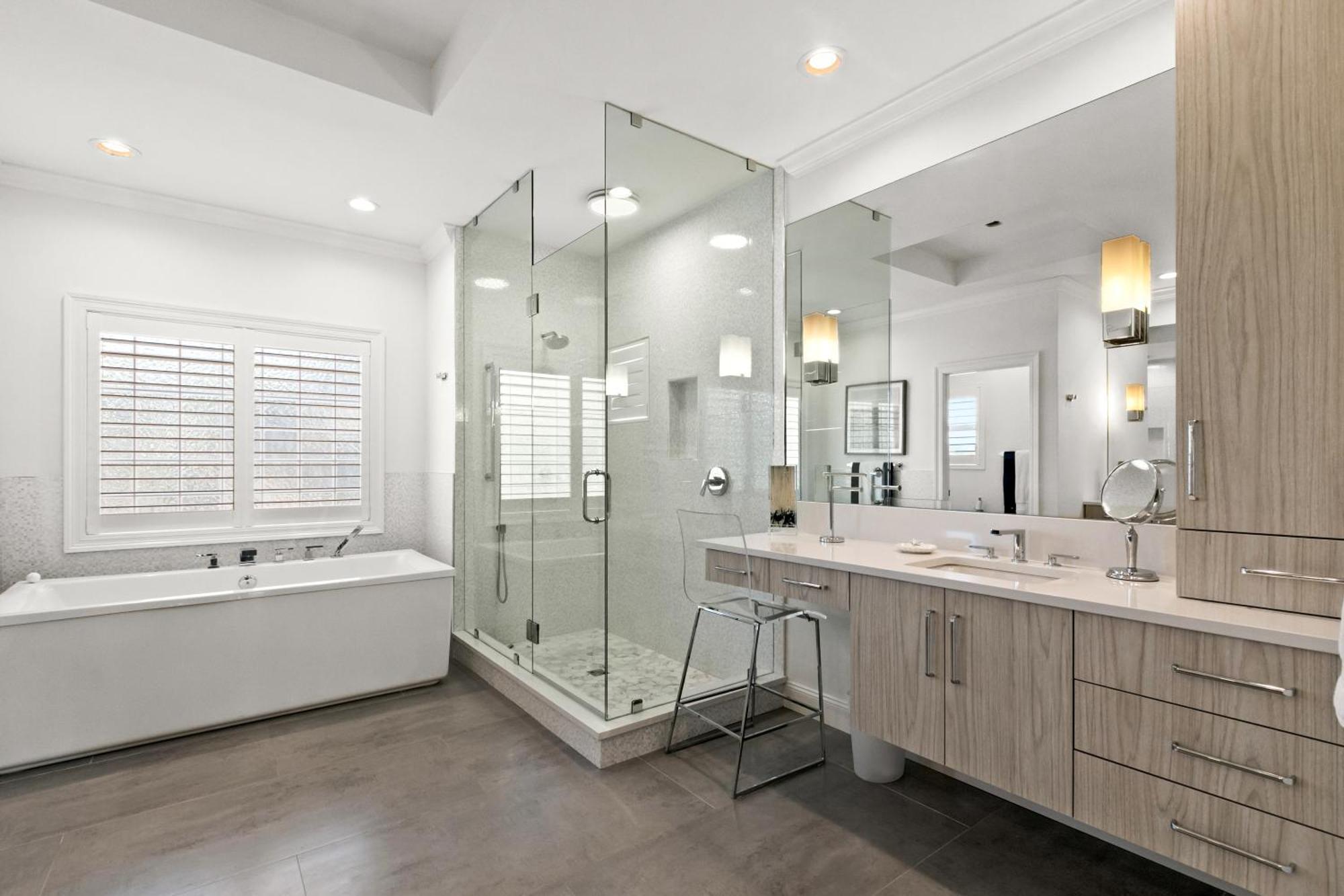 View - Gated Community With Pool Hot Tub Holiday home