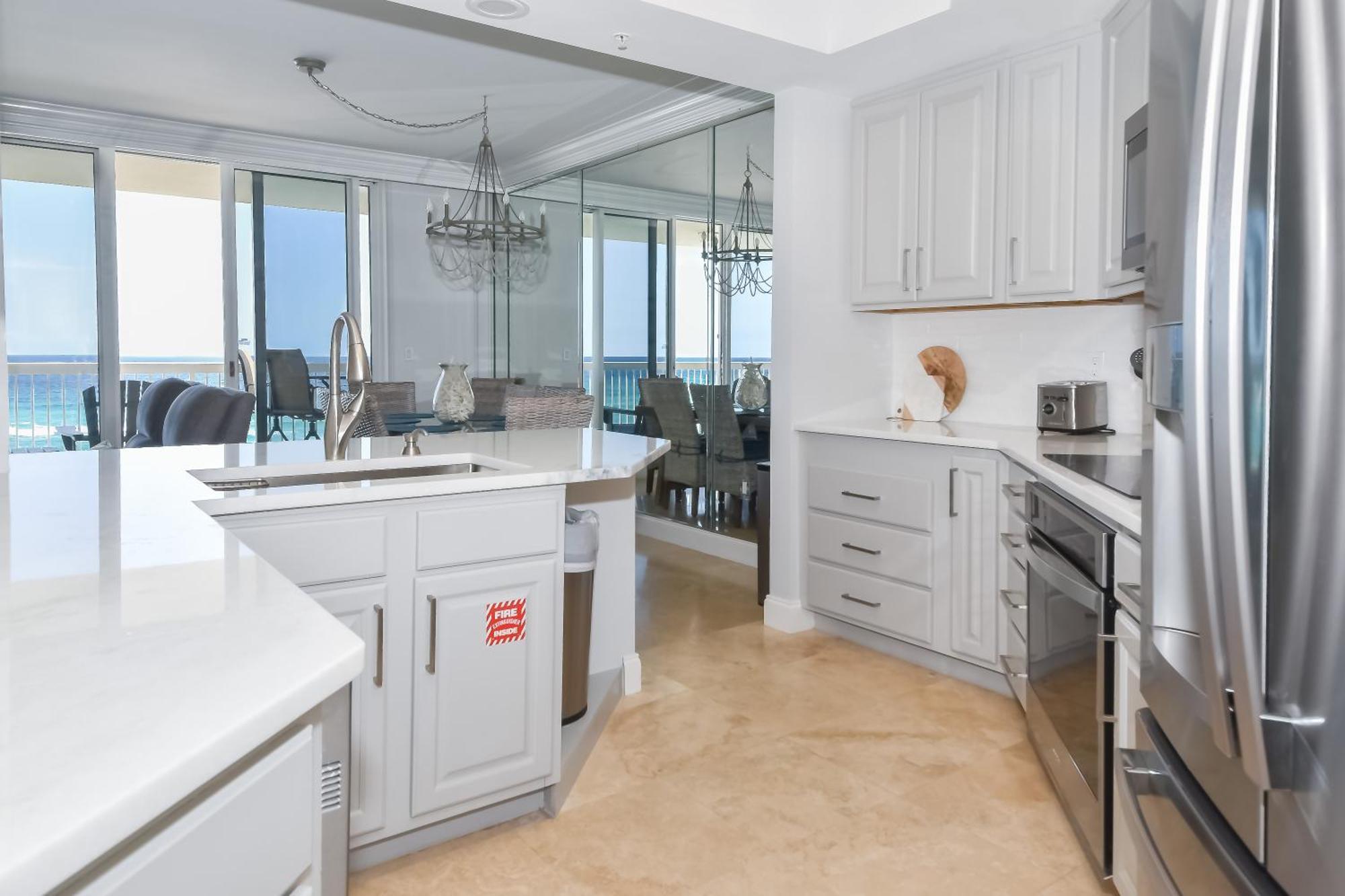 Silver Towers W503 * Destin
