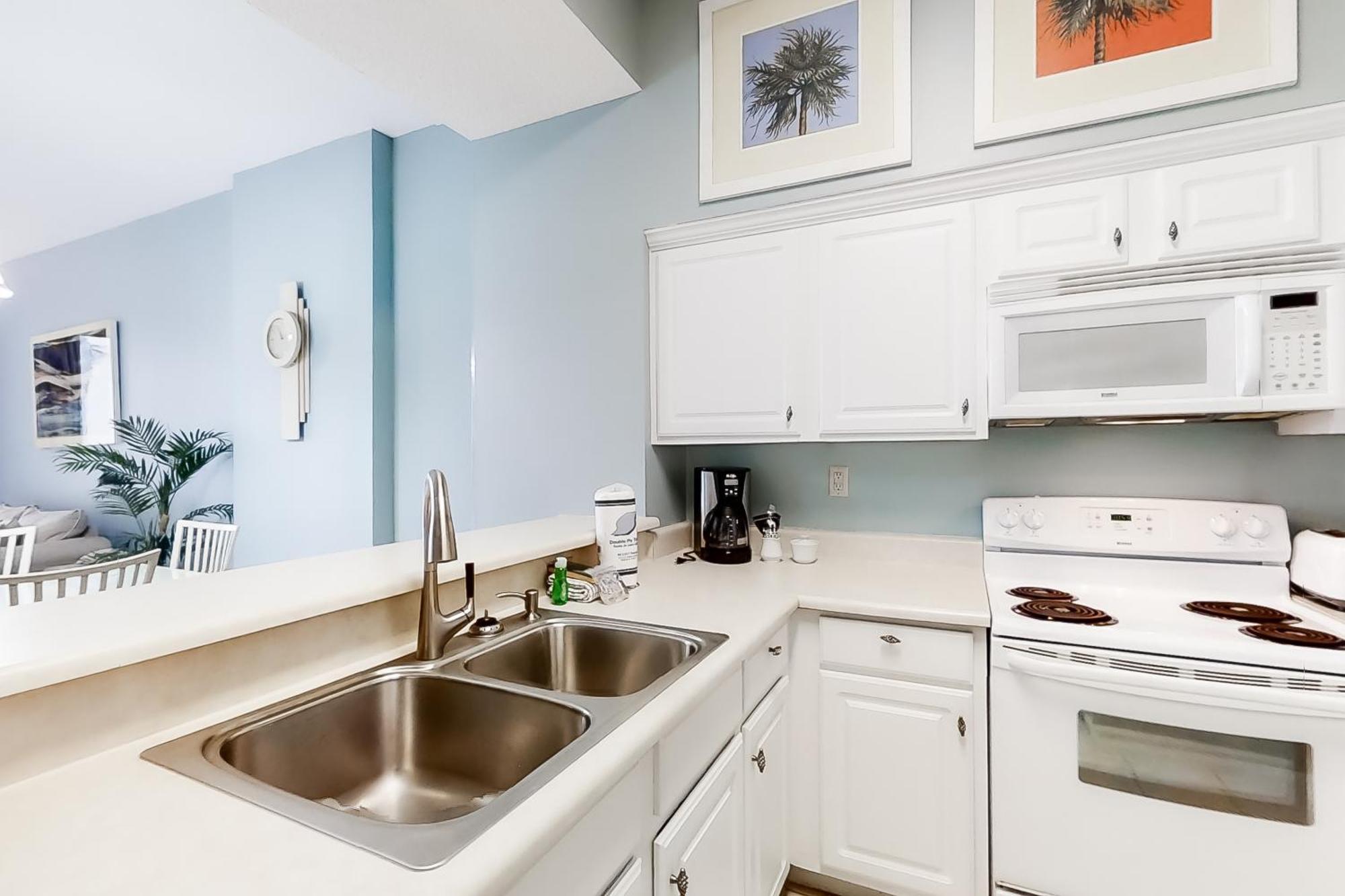 Apartment Tops'l Tides 0102 *